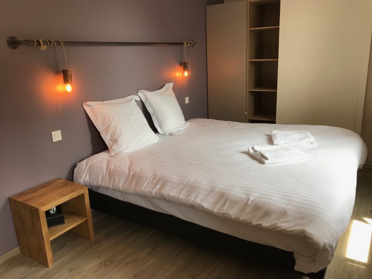 IMG_chambre numéro 3 lodge domaine de meaucéjpg