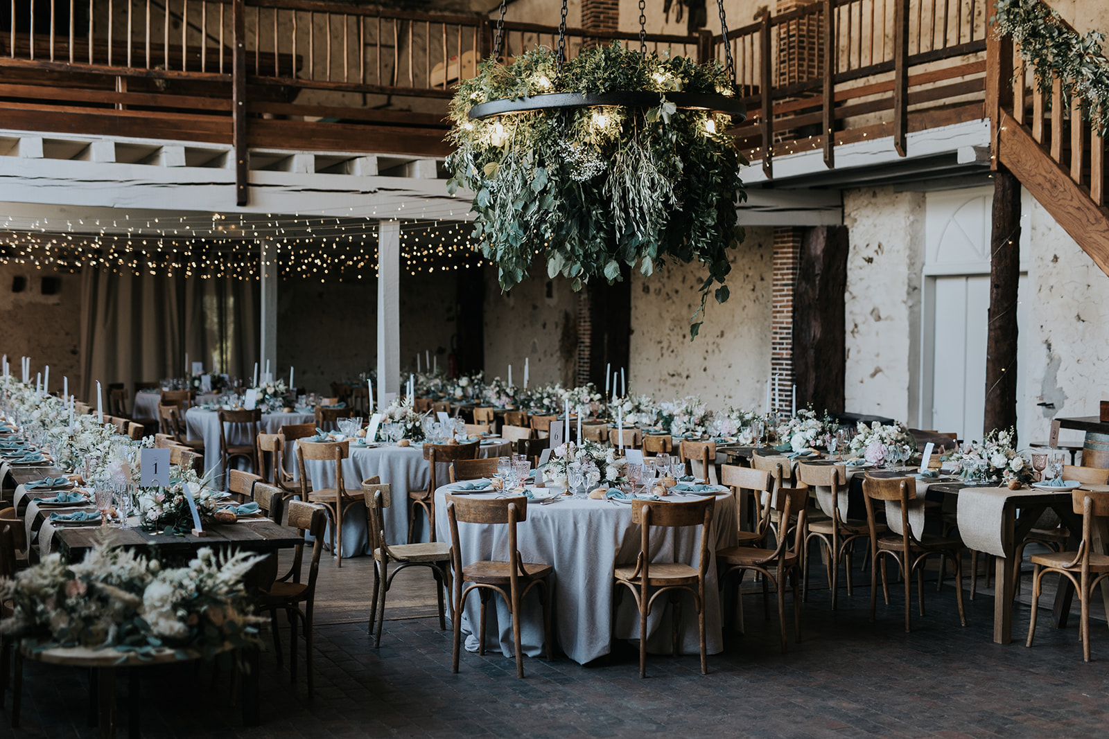 Mariage dans la grange au Domaine de Meaucé dans le erche